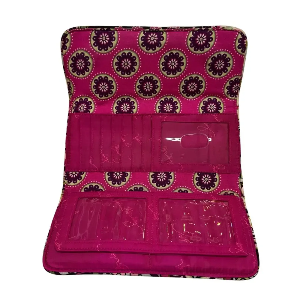 VERA BRADLEY Very Berry Paisley Magnetic Lock Wallet *READ* Pink Green Ivory